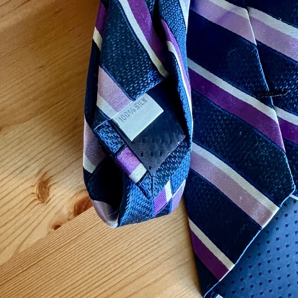 Bloomingdales‎ Mens Necktie Blue Purple Striped Business Career Neck Tie NWT $68